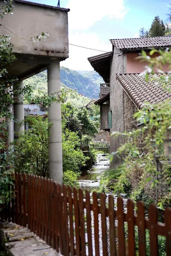 La Marionnade - Maison De Village, Sauna, Balneotherapie, Borne Ve Cerdon  Holiday home Cerdon (Ain)