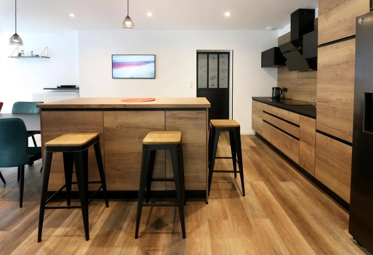 La Marionnade - Maison De Village, Sauna, Balneotherapie, Borne Ve Cerdon  Holiday home Cerdon (Ain)