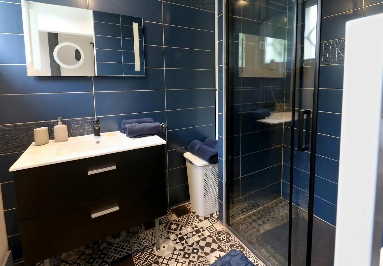 La Marionnade - Maison De Village, Sauna, Balneotherapie, Borne Ve Cerdon  0*, Cerdon (Ain) France