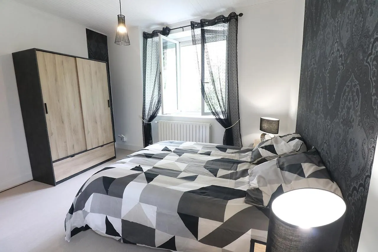 La Marionnade - Maison De Village, Sauna, Balneotherapie, Borne Ve Cerdon  0*, Cerdon (Ain)