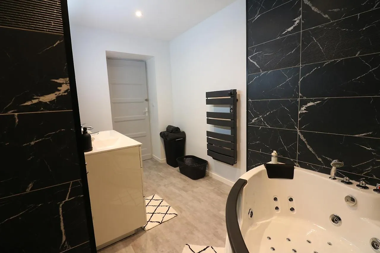 Holiday home La Marionnade - Maison De Village, Sauna, Balneotherapie, Borne Ve Cerdon